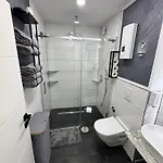 Modern Apartments, Nr 3, Nahe Schalke Arena, Zentral Zur Autobahn A42 Und A2, Ferienwohnung, Monteurwohnung アパート