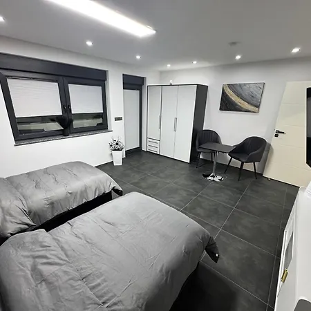 Modern Apartments, Nr 3, Nahe Schalke Arena, Zentral Zur Autobahn A42 Und A2, Ferienwohnung, Monteurwohnung غيلسنكيرشن