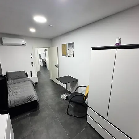 Modern Apartments, Nr 3, Nahe Schalke Arena, Zentral Zur Autobahn A42 Und A2, Ferienwohnung, Monteurwohnung * Gelsenkirchen