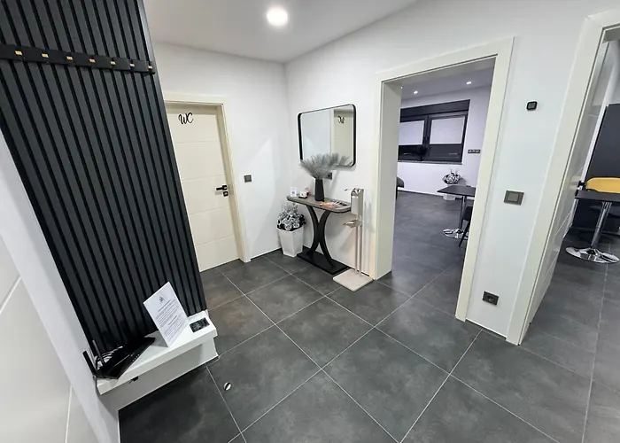 Modern Apartments, Nr 3, Nahe Schalke Arena, Zentral Zur Autobahn A42 Und A2, Ferienwohnung, Monteurwohnung * غيلسنكيرشن